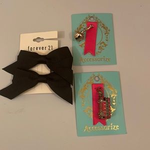 2 charms and 2 hair clips